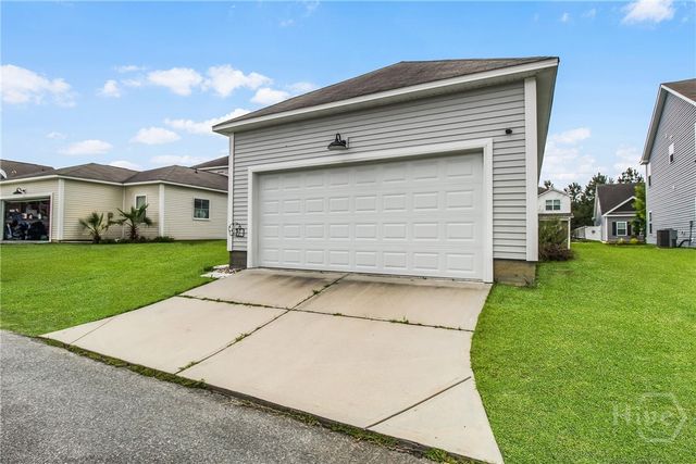 11 Dogwood Circle, Port Wentworth, GA 31407