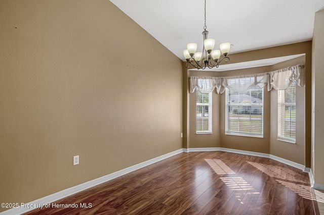 12108 Harris Hawk Road, Weeki Wachee, FL 34614