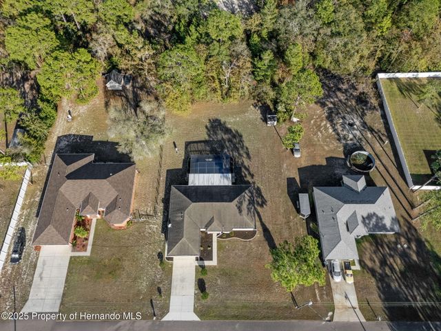 12108 Harris Hawk Road, Weeki Wachee, FL 34614