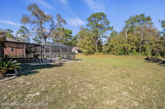 12108 Harris Hawk Road, Weeki Wachee, FL 34614