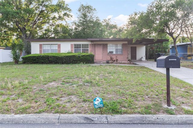8706 EDNAM PLACE, Tampa, FL 33604