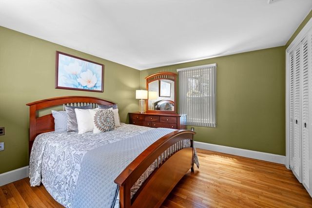 15 Lockwood Ln, Topsfield, MA 01983