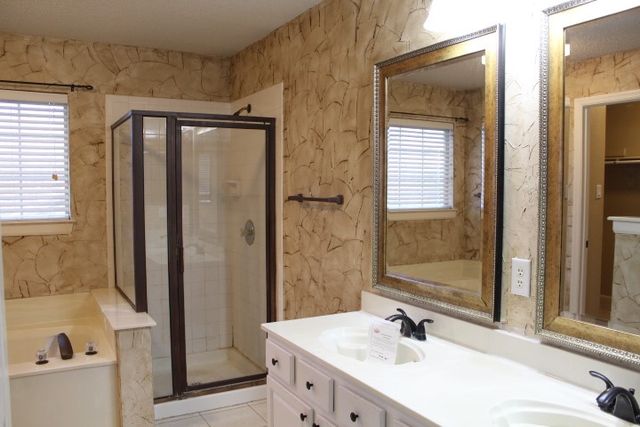 2070 Arena Drive, Lewisville, TX 75067