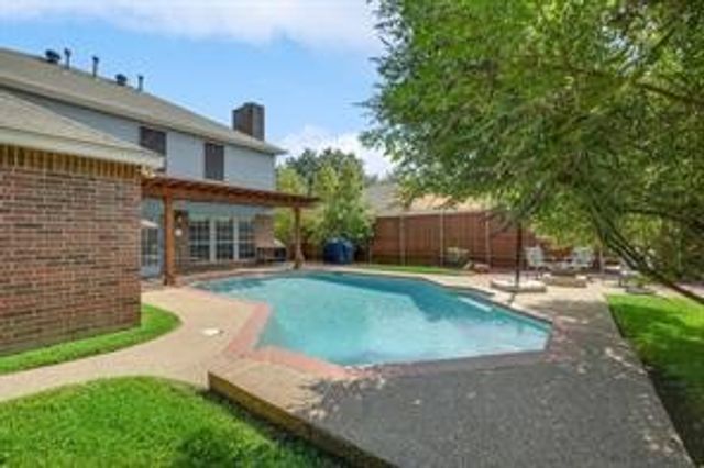 2070 Arena Drive, Lewisville, TX 75067