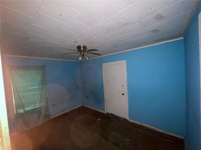 600 E Merriman St, Taft, TX 78387