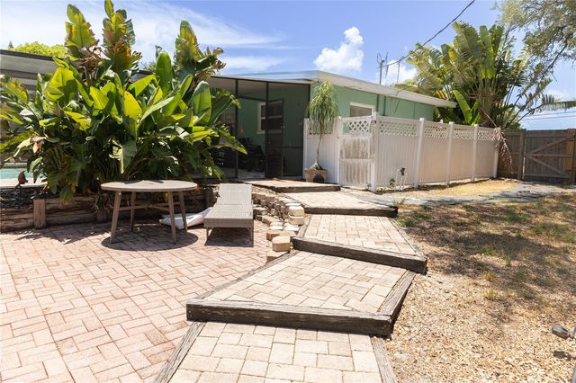 136 MARYLAND AVENUE, Palm Harbor, FL 34683