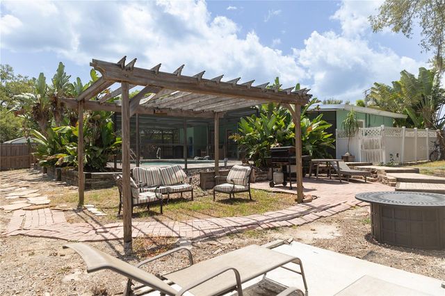136 MARYLAND AVENUE, Palm Harbor, FL 34683