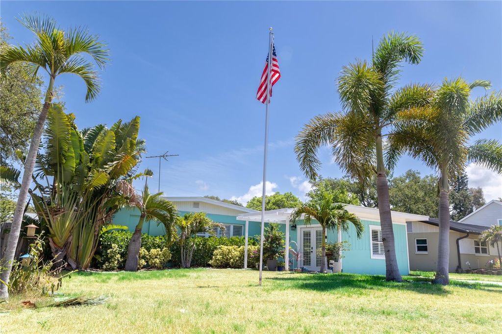 136 MARYLAND AVENUE, Palm Harbor, FL 34683