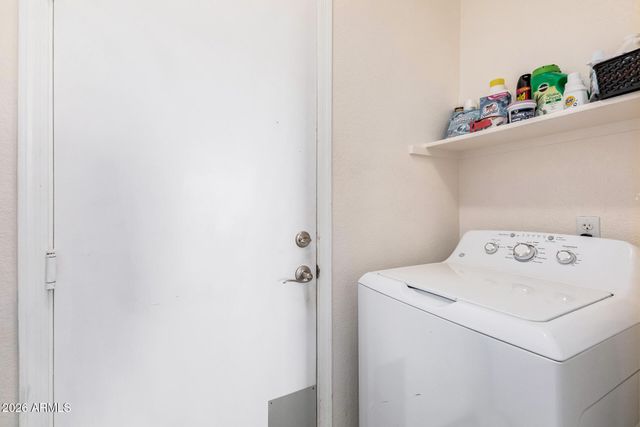 3235 S BOWMAN Road, Apache Junction, AZ 85119