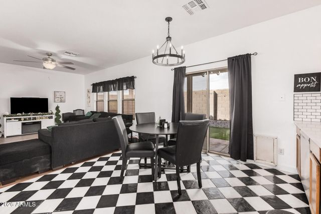 3235 S BOWMAN Road, Apache Junction, AZ 85119