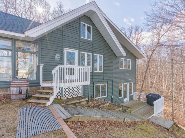 9107 Wilderness Point Road, Brainerd, MN 56401