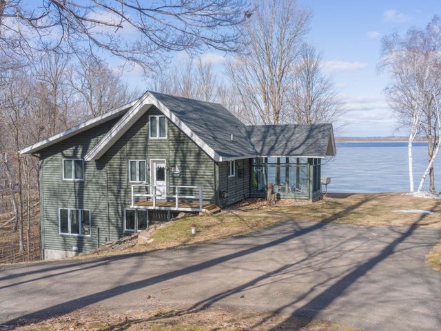 9107 Wilderness Point Road, Brainerd, MN 56401