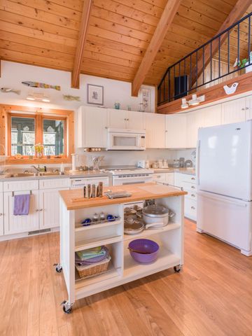 9107 Wilderness Point Road, Brainerd, MN 56401