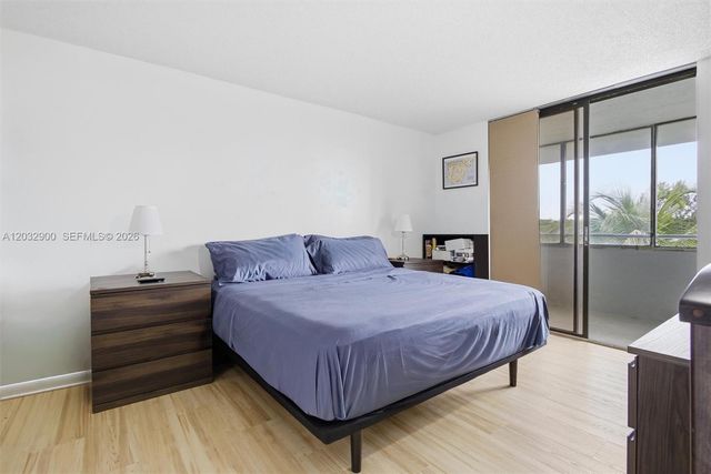 8335 SW 152nd Ave B-411, Miami, FL 33193