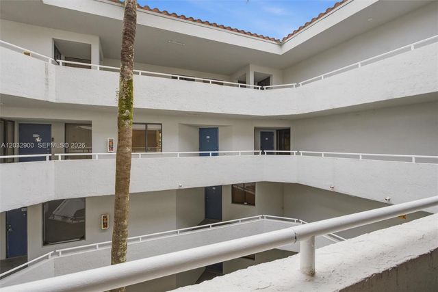 8335 SW 152nd Ave B-411, Miami, FL 33193