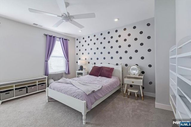 13 Sierra Place, Sparta, NJ 07871