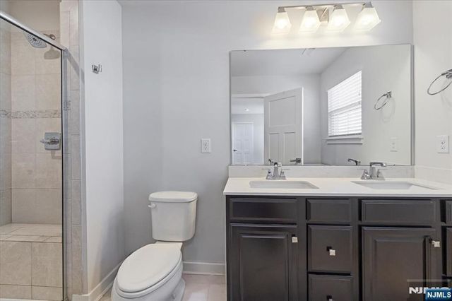 13 Sierra Place, Sparta, NJ 07871