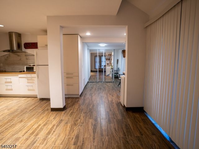 118 Lakeside Dr, Liberty Twp., NJ 07823