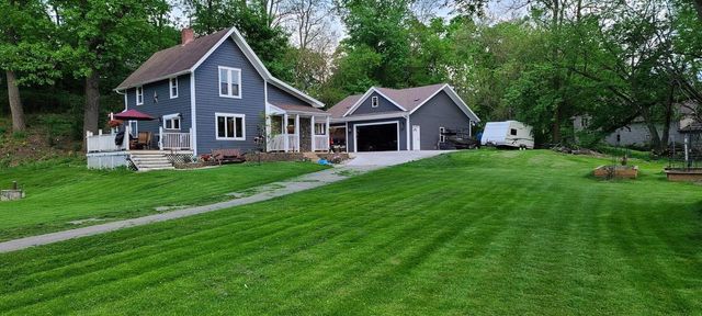 W1689 County Road J, Mukwonago, WI 53149
