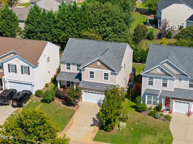 209 Arctic Ridge Way, Holly Springs, NC 27540