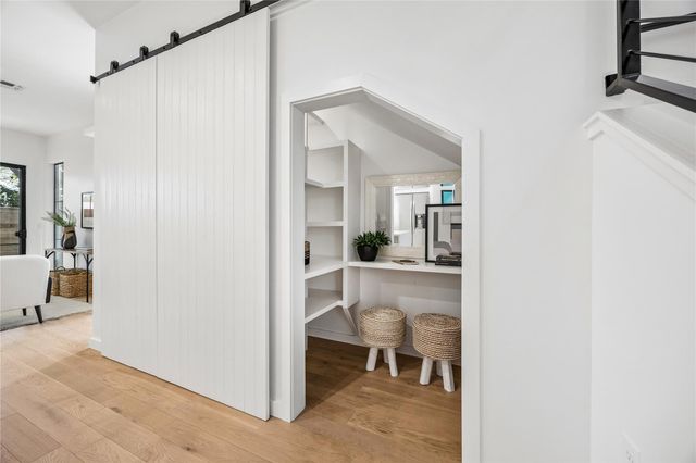 1718 Valeria ST, Austin, TX 78704