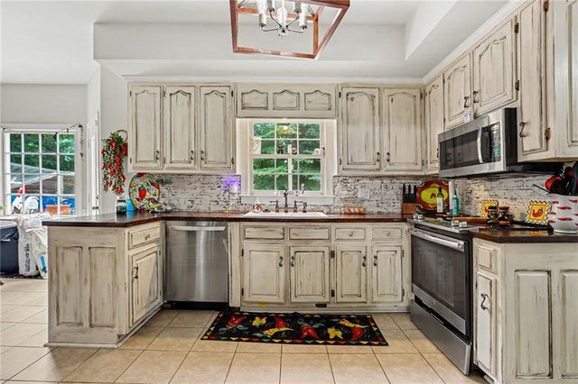 7025 Oakcreek Trace, Cumming, GA 30041