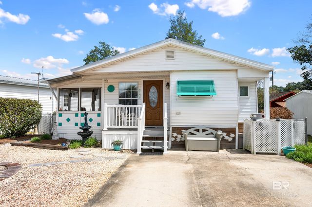 222 Defuniak Loop, Lillian, AL 36549