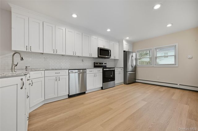 57 Cobalt Lane, Westbury, NY 11590