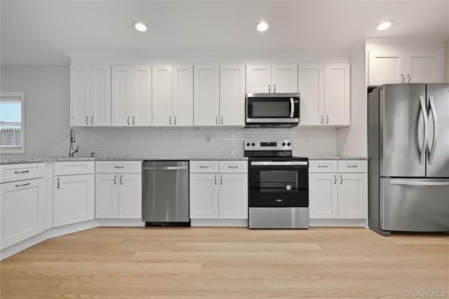 57 Cobalt Lane, Westbury, NY 11590