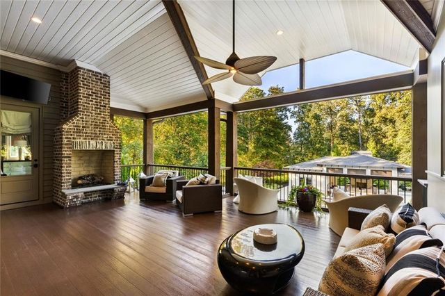 475 Heards Ferry, Atlanta, GA 30328