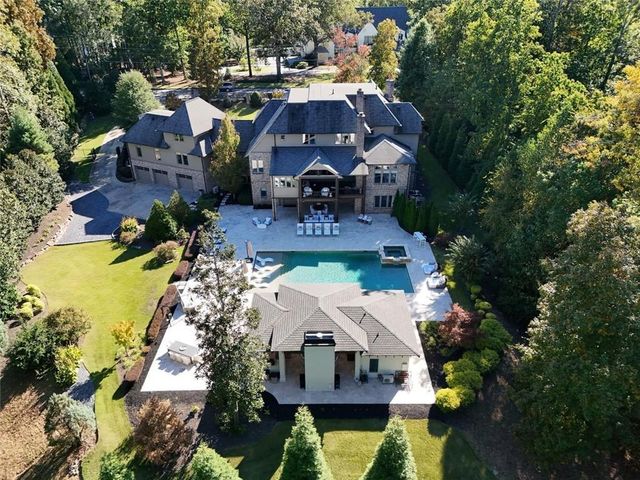 475 Heards Ferry, Atlanta, GA 30328
