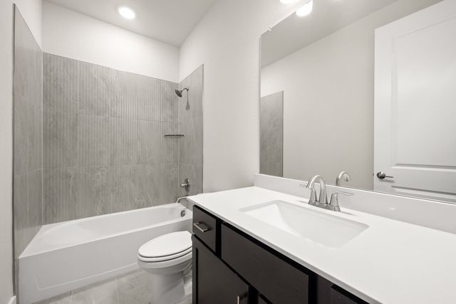 2235 Oak Branch Trail, Midlothian, TX 76065