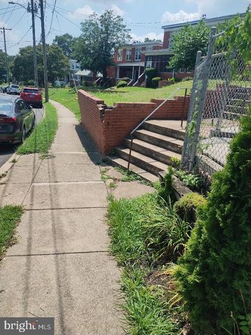 5052 SARGENT RD NE, Washington, DC 20017