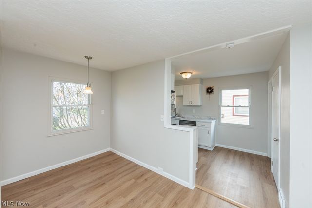 609 Princeton Avenue, Elyria, OH 44035