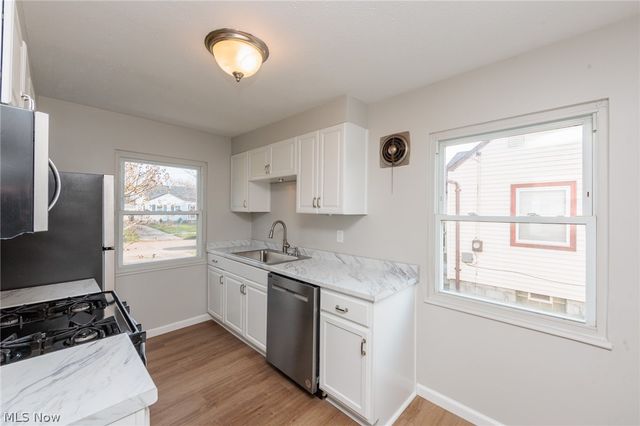 609 Princeton Avenue, Elyria, OH 44035