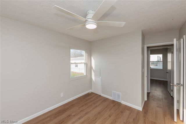 609 Princeton Avenue, Elyria, OH 44035