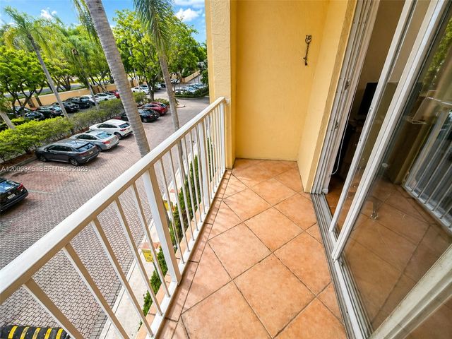 19801 E Country Club Dr 4307, Aventura, FL 33180