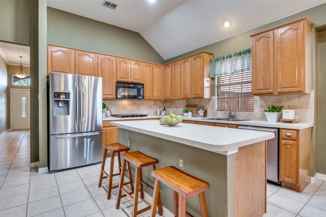 9104 Couples Drive, Plano, TX 75025