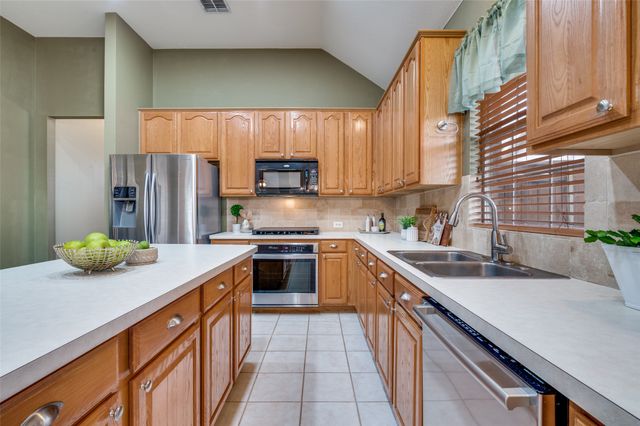 9104 Couples Drive, Plano, TX 75025