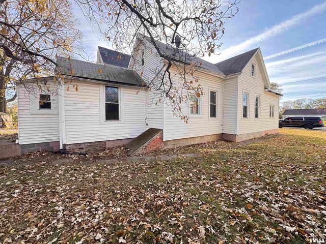 911 W HURLBURT Street, Peoria, IL 61605