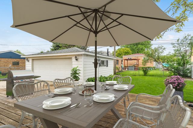10116 Mulberry Avenue, Oak Lawn, IL 60453