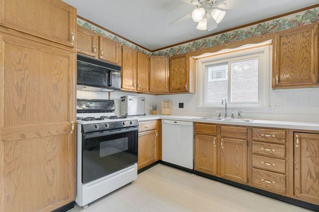 10116 Mulberry Avenue, Oak Lawn, IL 60453