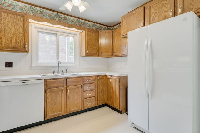10116 Mulberry Avenue, Oak Lawn, IL 60453