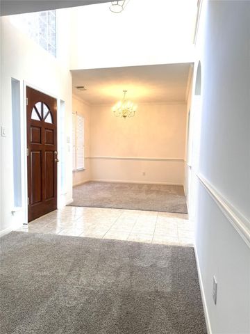 6611 Sunrise Valley Lane, Houston, TX 77083