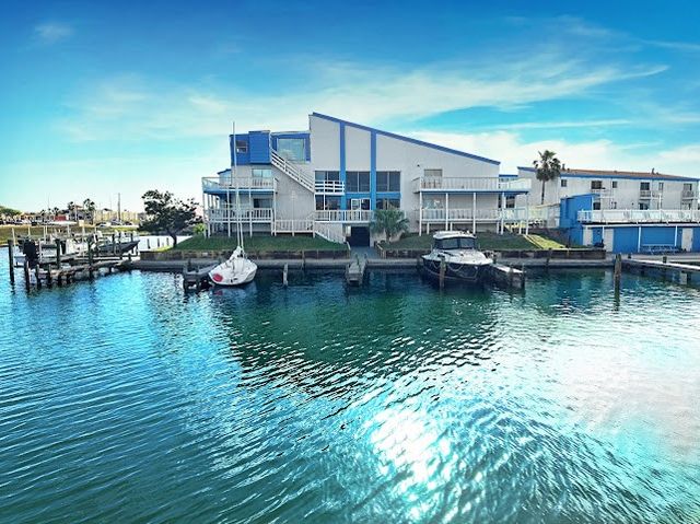 14300 S Padre Island Dr 207, Corpus Christi, TX 78418