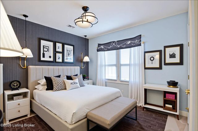 3732 Hurstbourne Ridge Blvd, Louisville, KY 40299