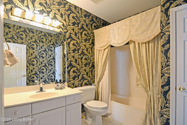 3732 Hurstbourne Ridge Blvd, Louisville, KY 40299