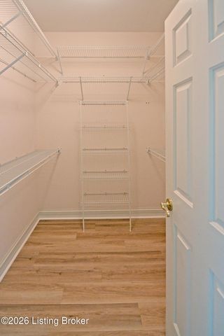 3732 Hurstbourne Ridge Blvd, Louisville, KY 40299