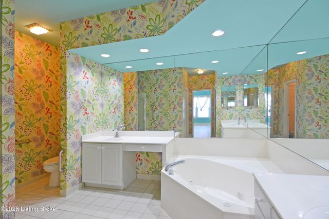 3732 Hurstbourne Ridge Blvd, Louisville, KY 40299