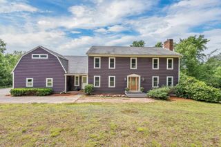 89 Kendall Pond Road, Windham, NH 03087